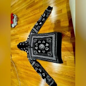 Men’s Versace sweater